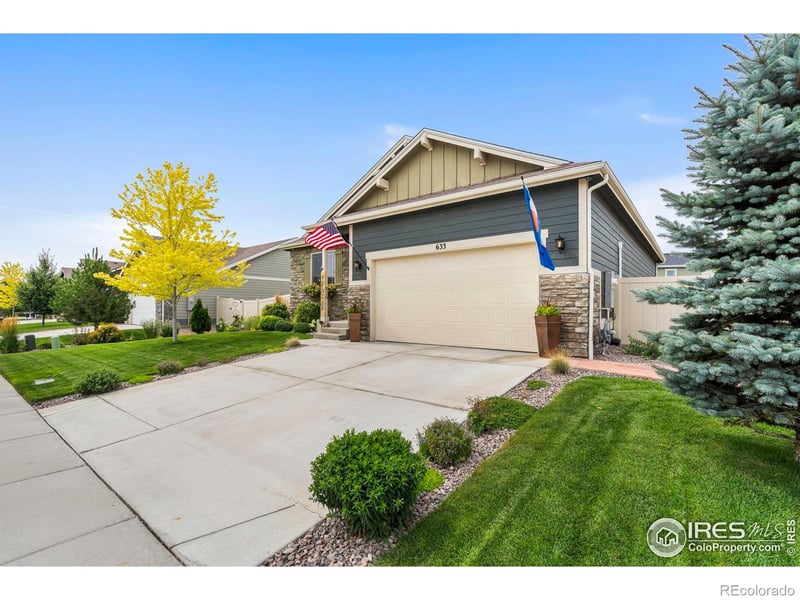 633 Conestoga Dr, Ault, CO 80610