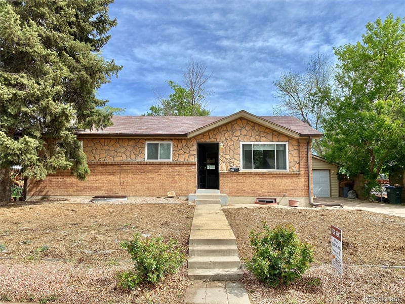 2049 E 116 Ave, Northglenn, CO 80233