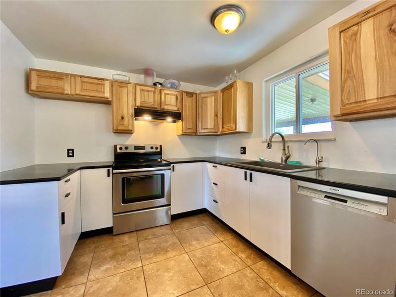 2049 E 116 Ave, Northglenn, CO 80233
