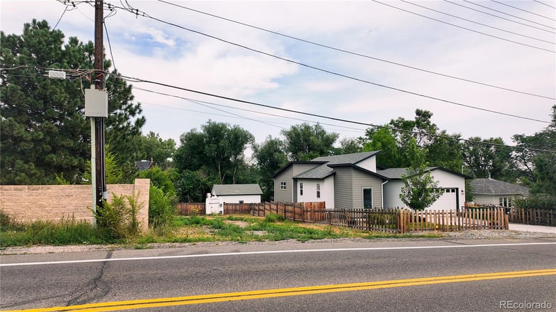 7051 20th Ave, Lakewood, CO 80214