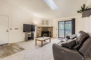 8225 E Fairmount Dr #204, Denver, CO 80247