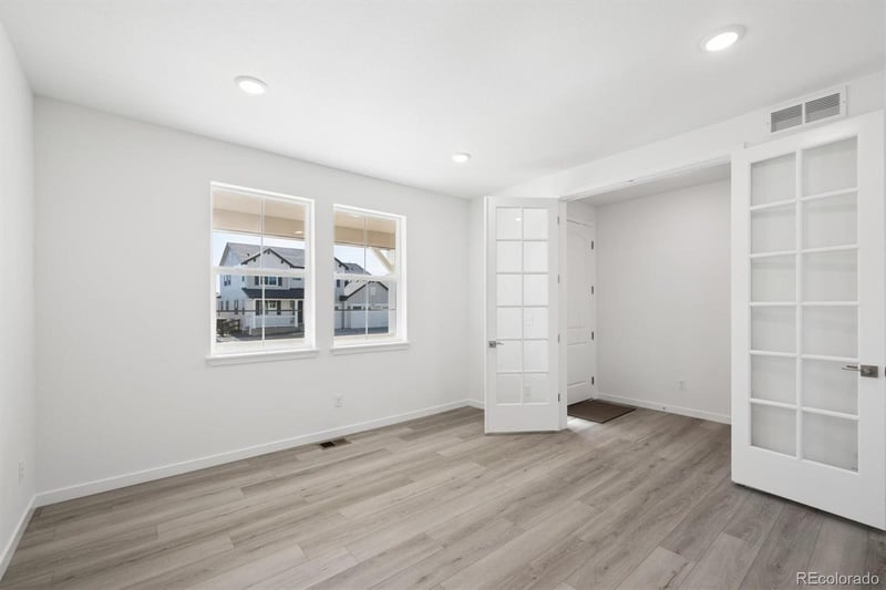 5701 Wayfarer Cir, Firestone, CO 80504