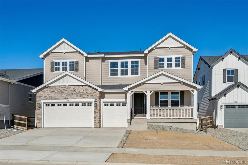 5701 Wayfarer Cir, Firestone, CO 80504