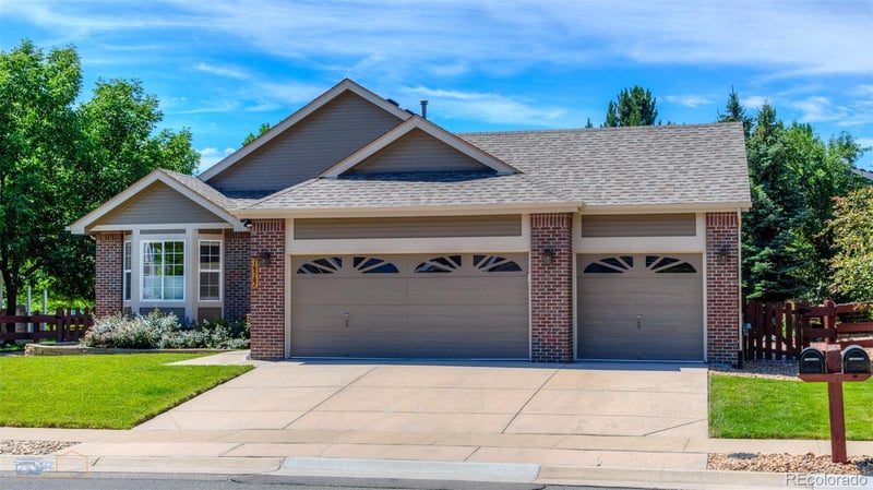16562 W 61st Pl, Arvada, CO 80403