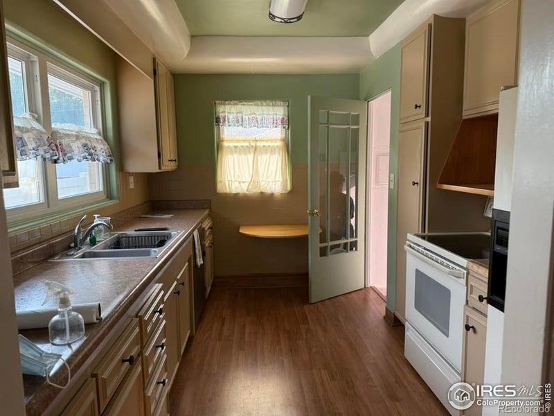 549 Emerson St, Wray, CO 80758