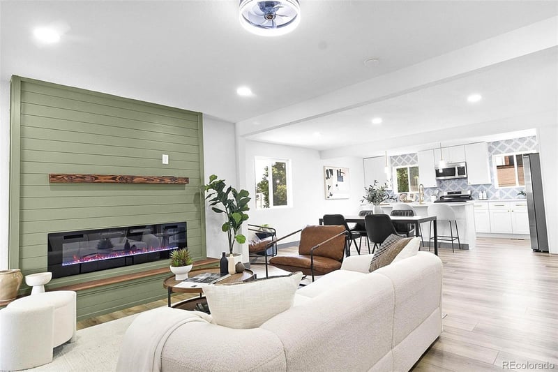 1990 Newark St, Aurora, CO 80010