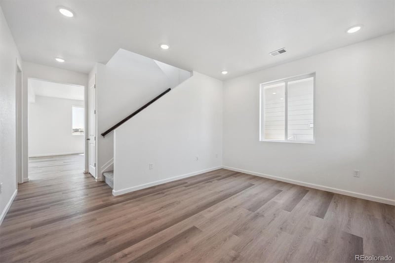 302 Owen Ave, Keenesburg, CO 80643