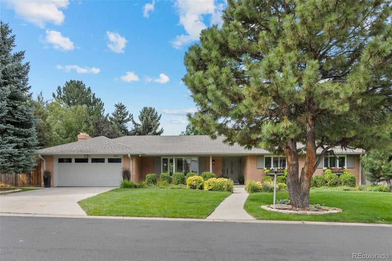 5850 S Happy Canyon Dr, Englewood, CO 80111
