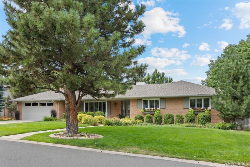5850 S Happy Canyon Dr, Englewood, CO 80111