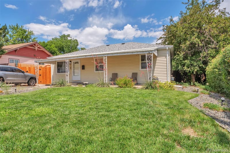 1781 Rowena St, Thornton, CO 80229