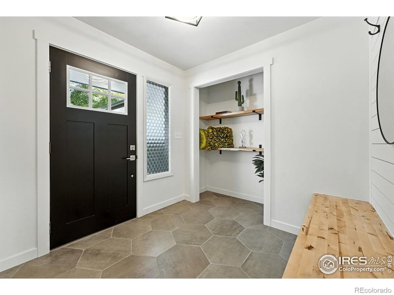 2630 17th St, Greeley, CO 80634