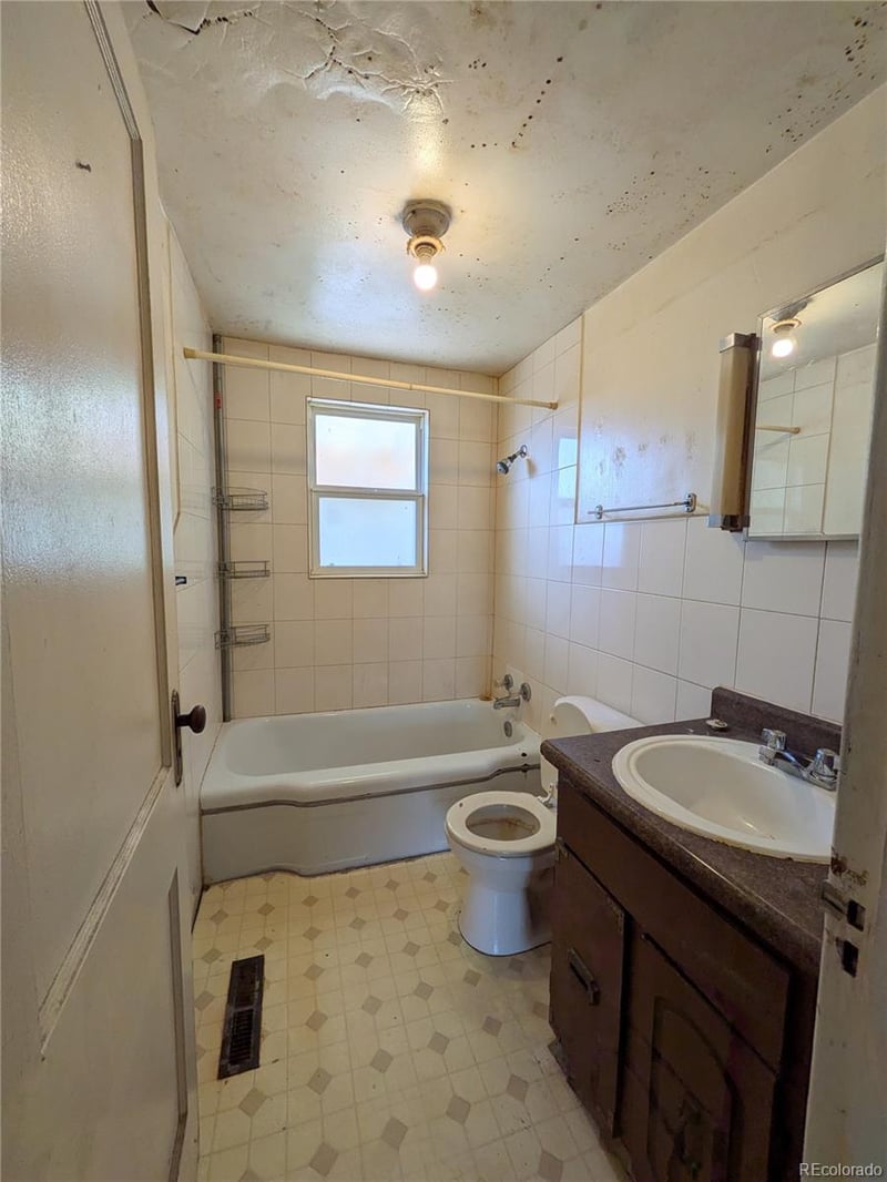 459 E Bromley Ln, Brighton, CO 80601