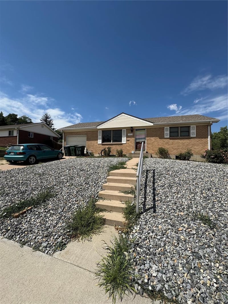 10475 Grant Dr, Northglenn, CO 80233