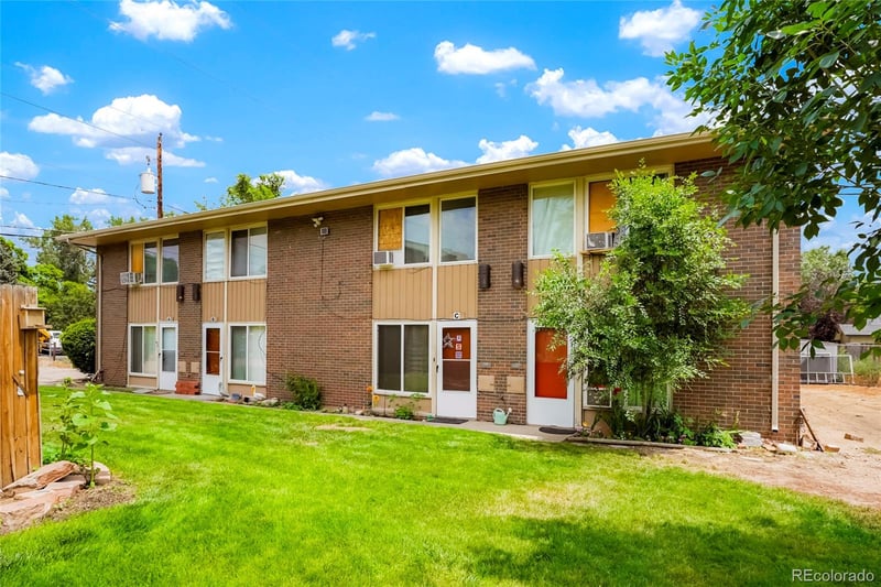 8662 W 51 Ave, Arvada, CO 80002