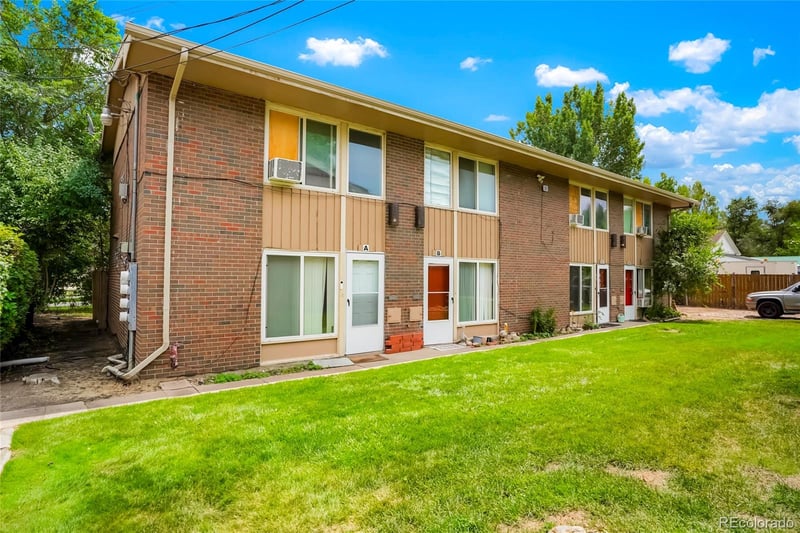 8662 W 51 Ave, Arvada, CO 80002