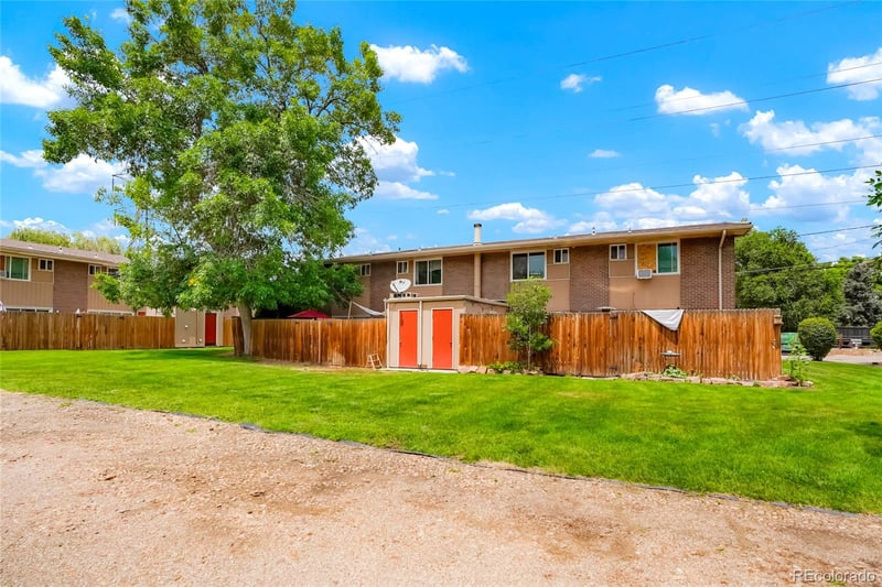 8662 W 51 Ave, Arvada, CO 80002