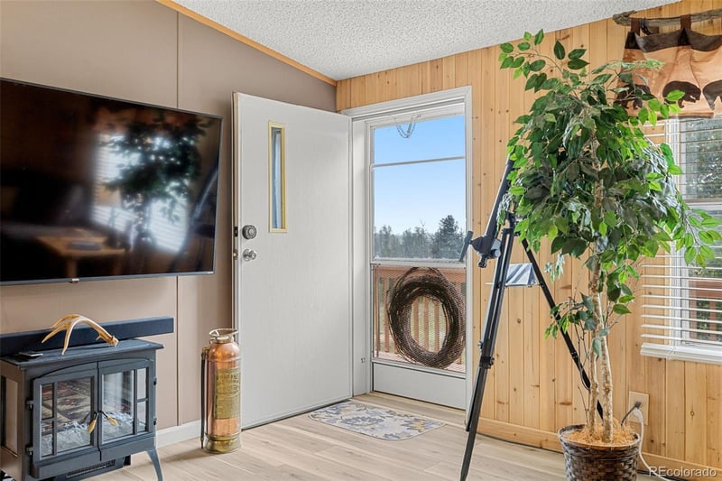 406 Breech Trl, Como, CO 80432