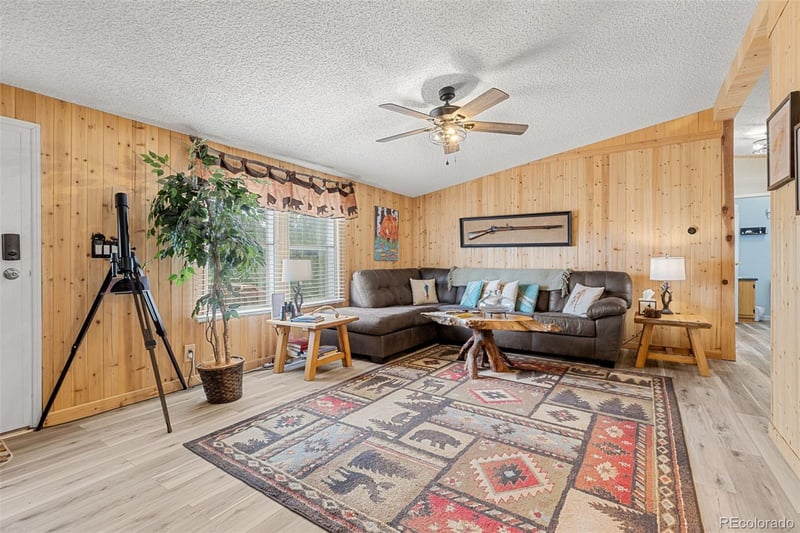 406 Breech Trl, Como, CO 80432