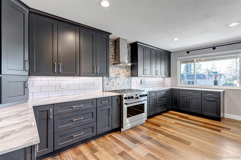 6155 Ivanhoe St, Centennial, CO 80111