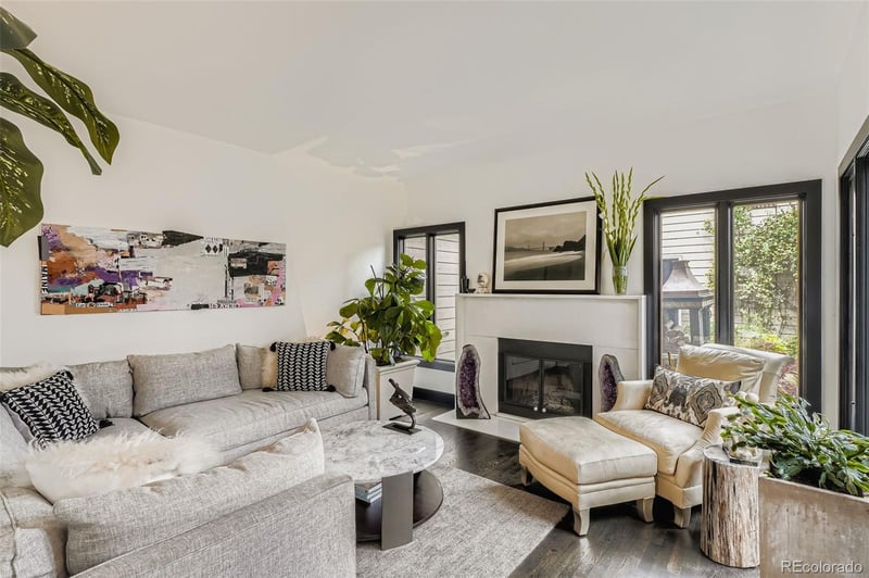 287 S Holly St, Denver, CO 80246