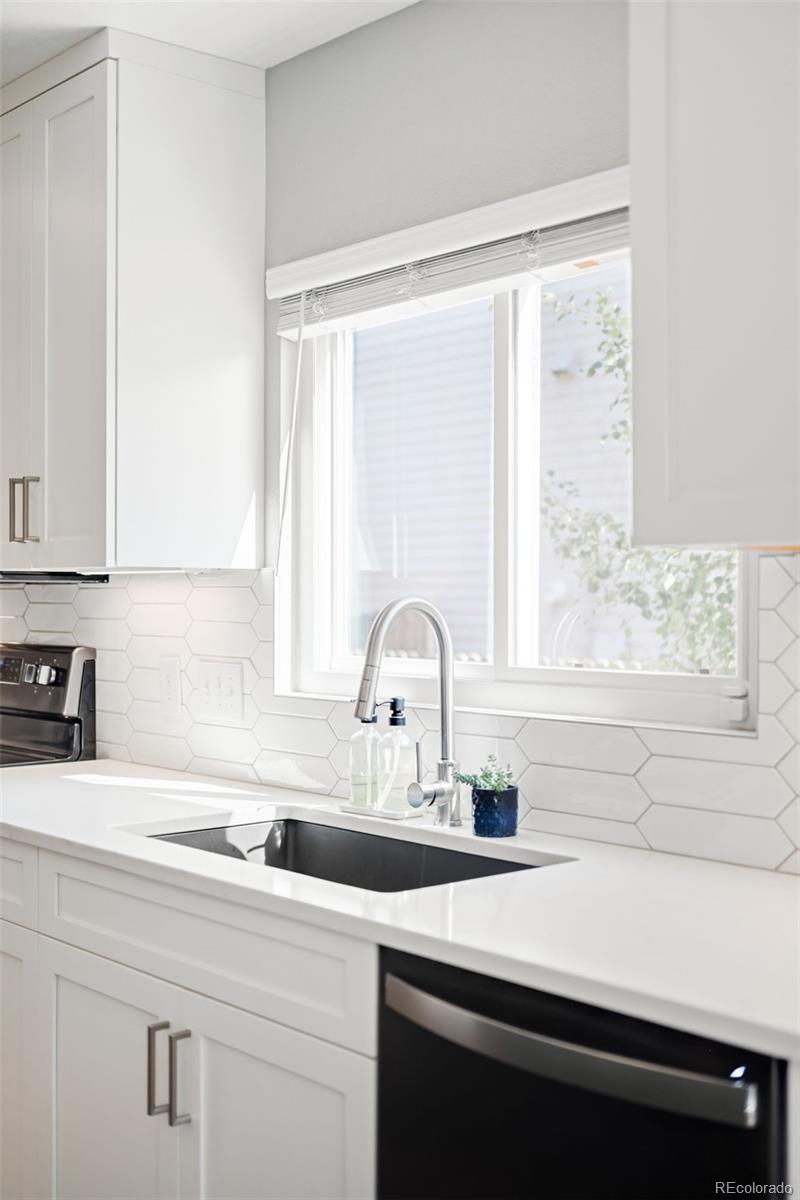 3729 Dahlia St, Denver, CO 80207