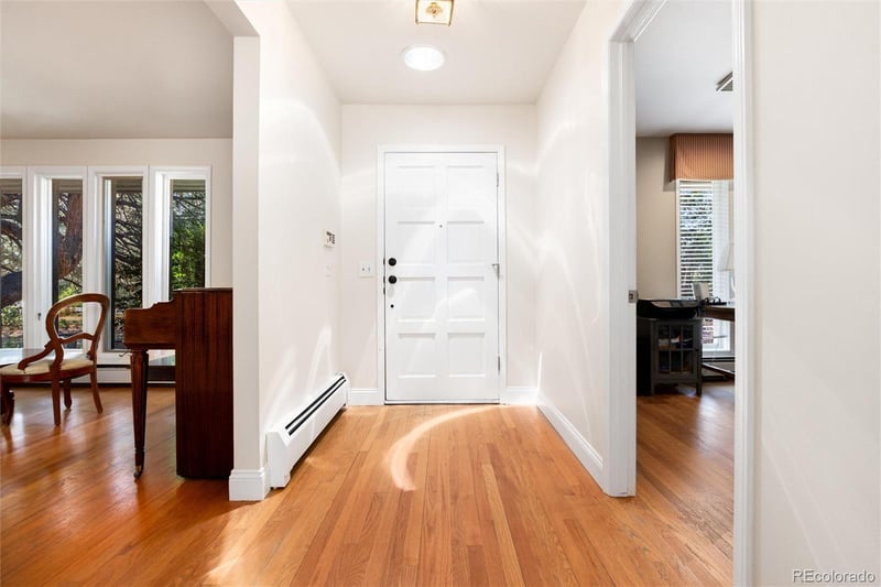 925 E Sunset Ct, Greenwood Village, CO 80121