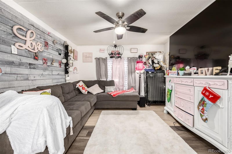 1809 Crystal St Lot 367, Aurora, CO 80011