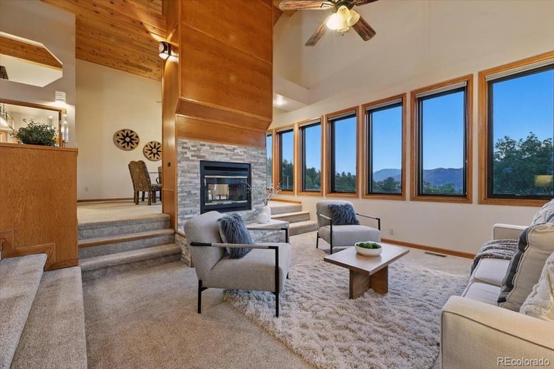 3065 Black Canyon Rd, Colorado Springs, CO 80904