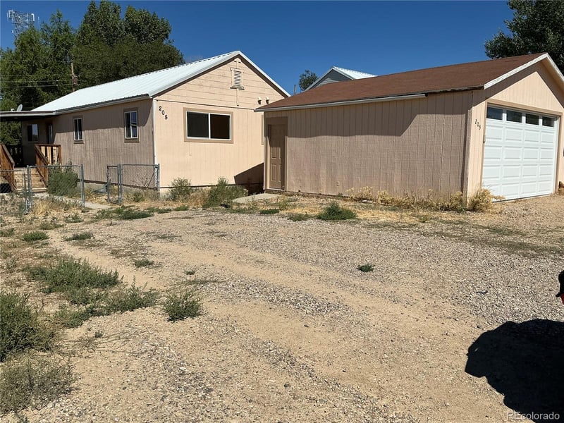 205 Ceratosaurus Cir, Dinosaur, CO 81610