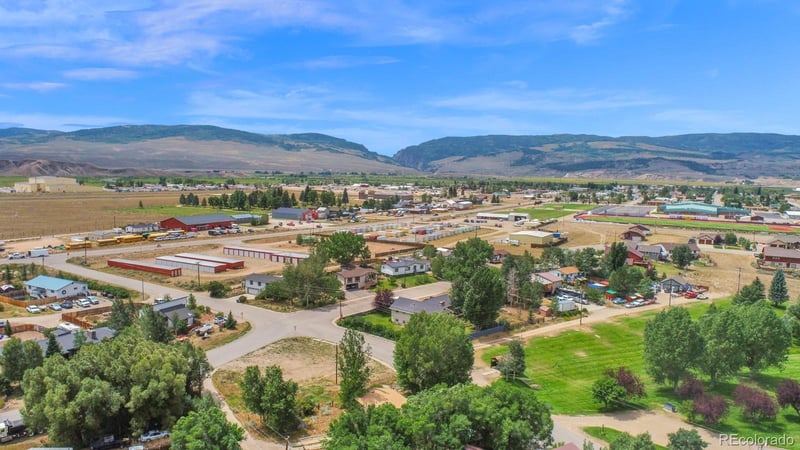 313 18th St, Kremmling, CO 80459