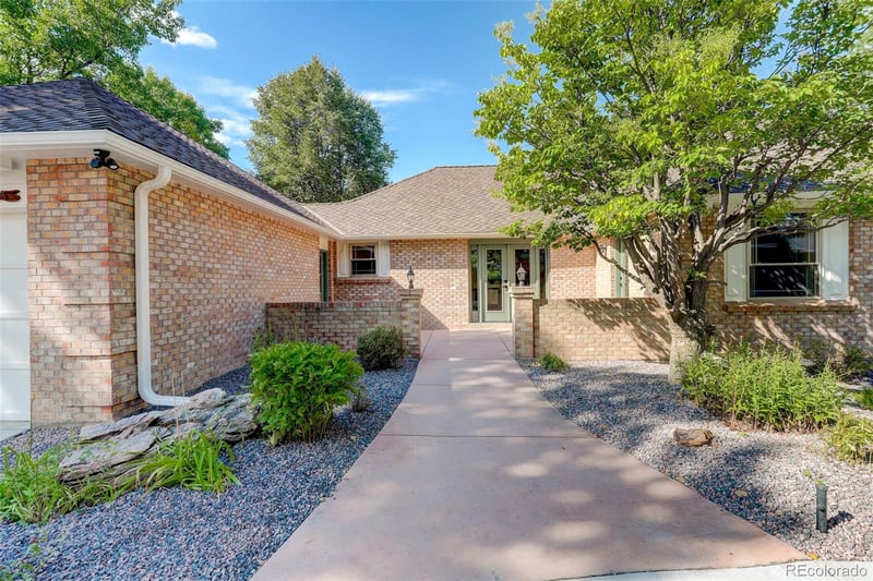 4395 W Lake Cir, Littleton, CO 80123