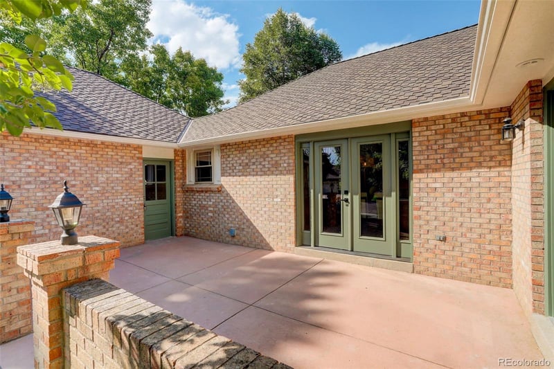 4395 W Lake Cir, Littleton, CO 80123