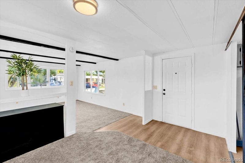 1400 Collyer St, Longmont, CO 80501