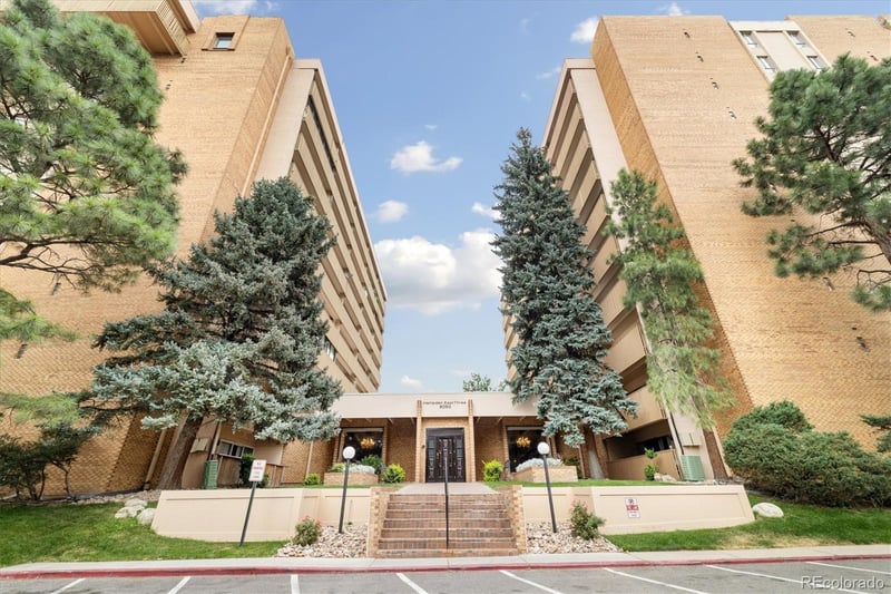 8060 Girard Ave #614, Denver, CO 80231