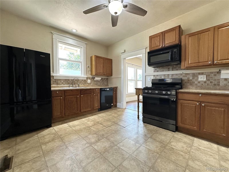 614 S Broadway, Penrose, CO 81240