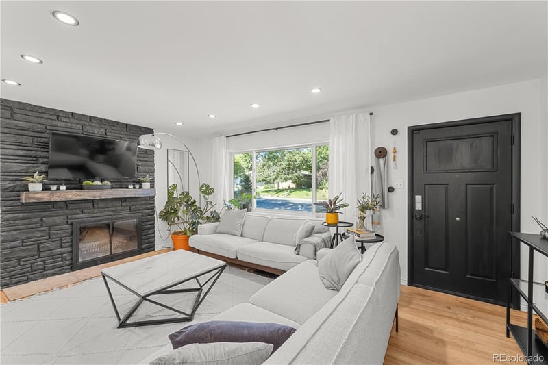 2590 Braun Dr, Golden, CO 80401