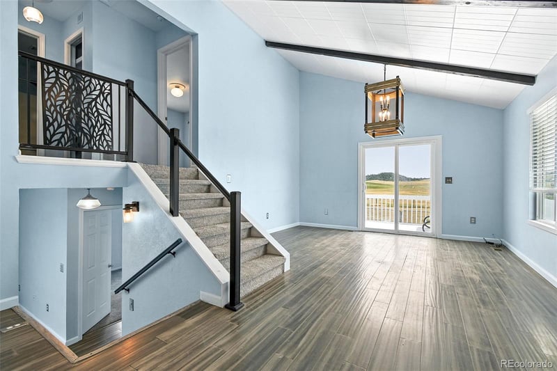 12290 Mesa View Rd, Larkspur, CO 80118