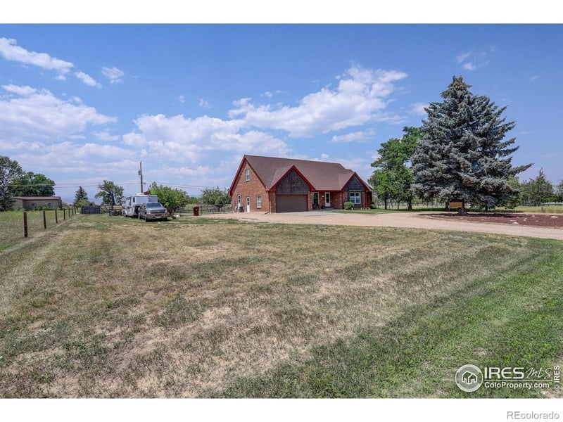 2316 Horseshoe Cir, Longmont, CO 80504