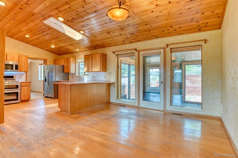 104 Beaver Lake Dr, Divide, CO 80814