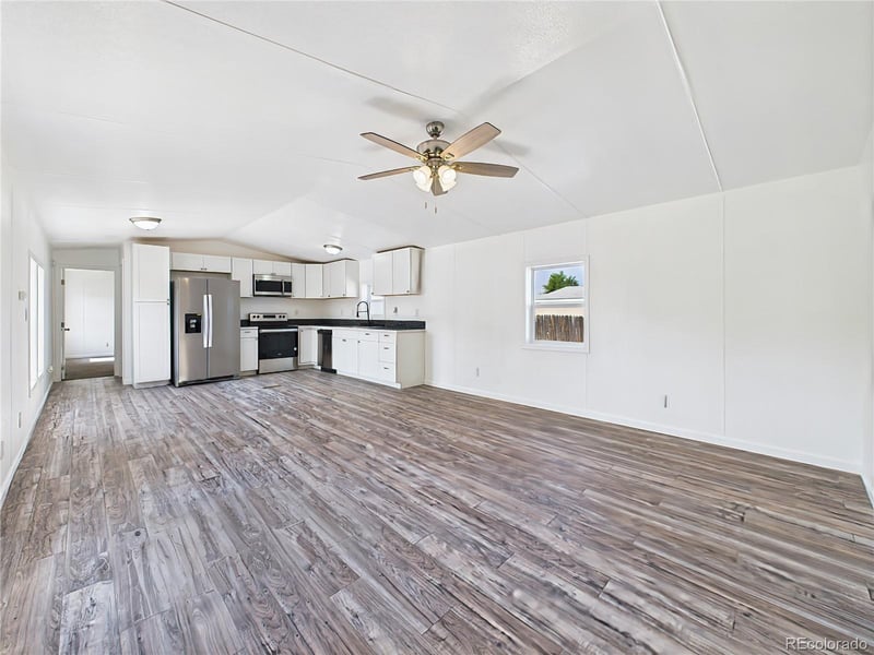 256 E Hemlock Dr, Pueblo, CO 81007