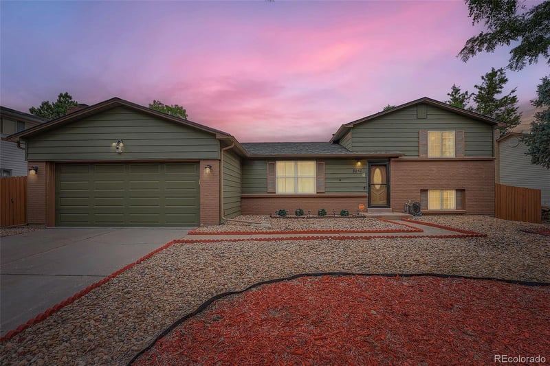 3257 Olathe Way, Aurora, CO 80013