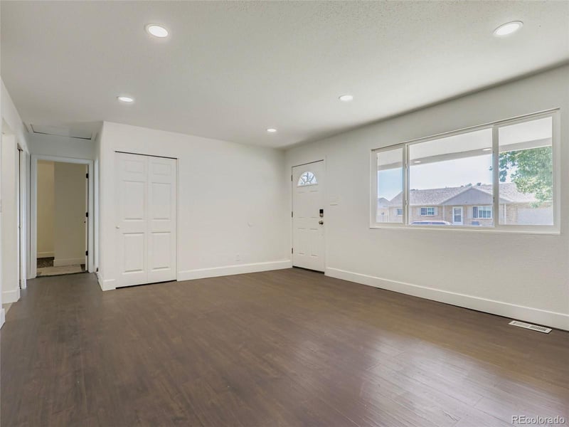 5519 Chandler Ct, Denver, CO 80239