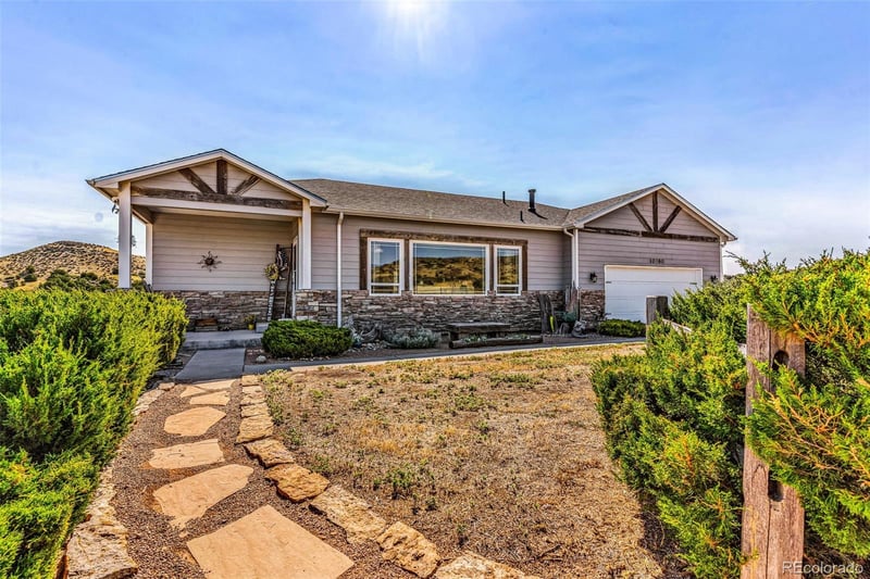 10380 Coyote Ln, Rye, CO 81069