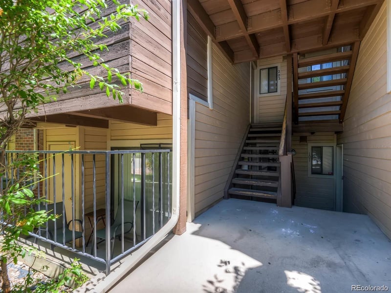 15350 Arizona Ave #102, Aurora, CO 80017