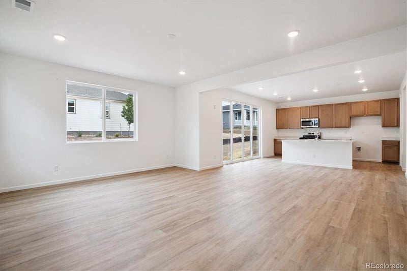 8458 Vona Ln, Littleton, CO 80125