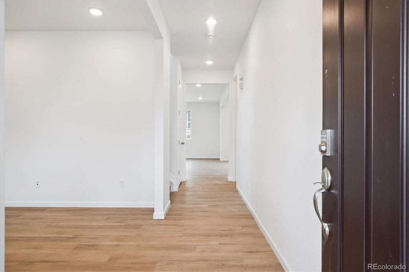 8458 Vona Ln, Littleton, CO 80125