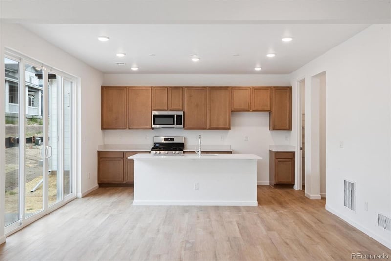 8458 Vona Ln, Littleton, CO 80125