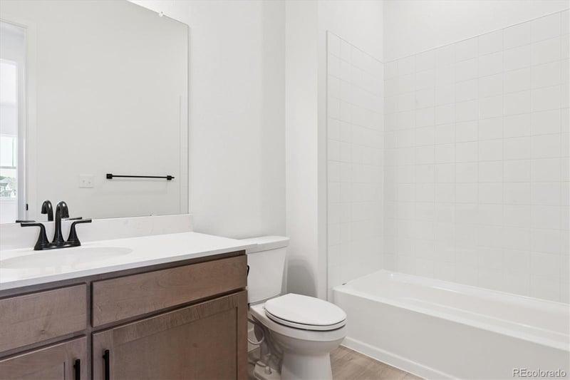 1808 Gold Ridge Point, Castle Rock, CO 80104