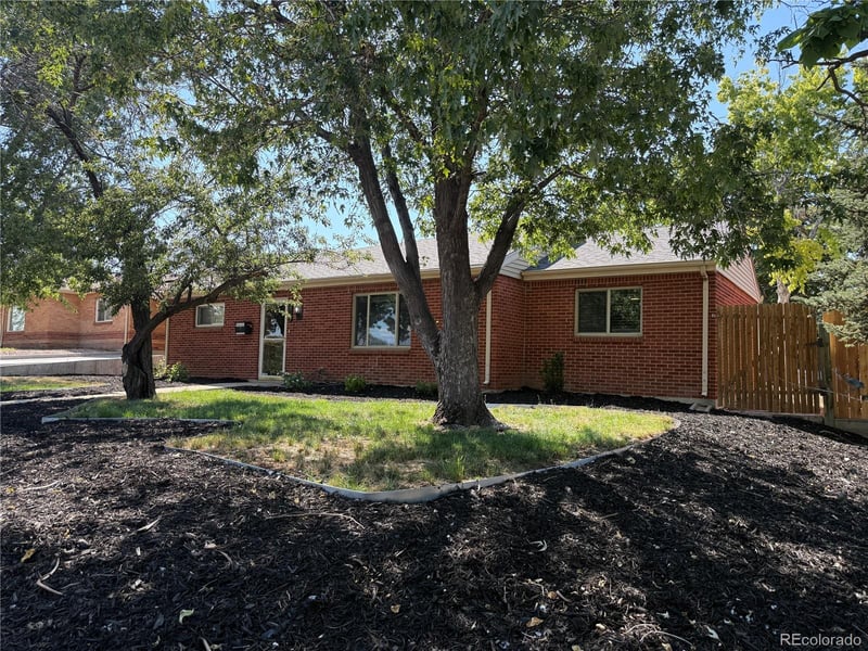 8861 Poze Blvd, Thornton, CO 80229
