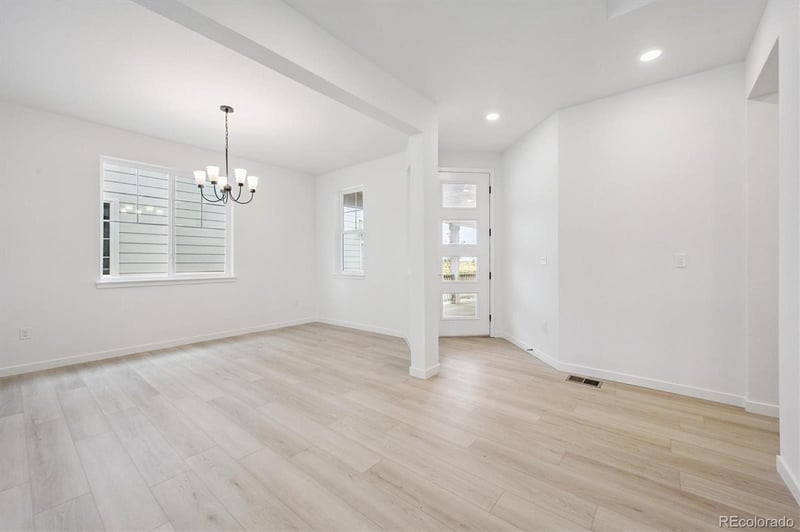 25070 42nd Ave, Aurora, CO 80019